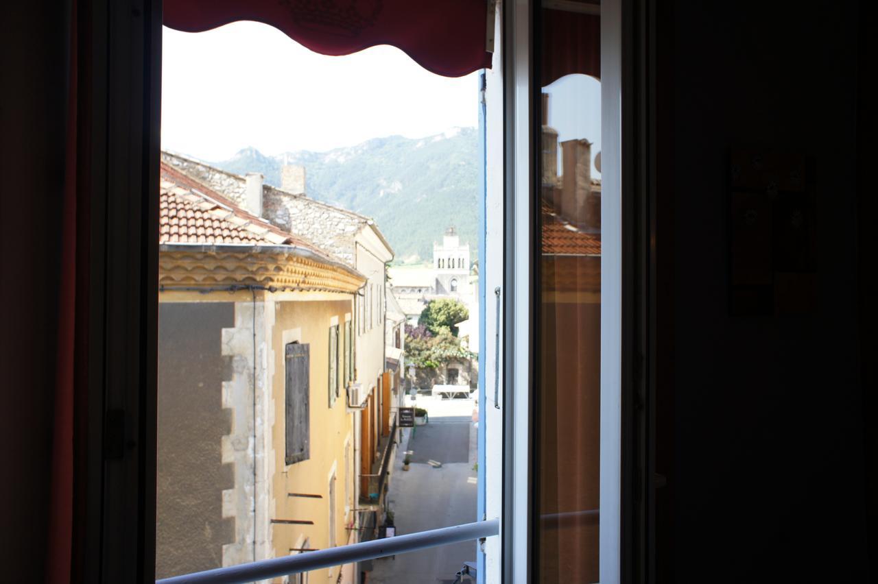 Hotel Des Alpes Die Exteriör bild